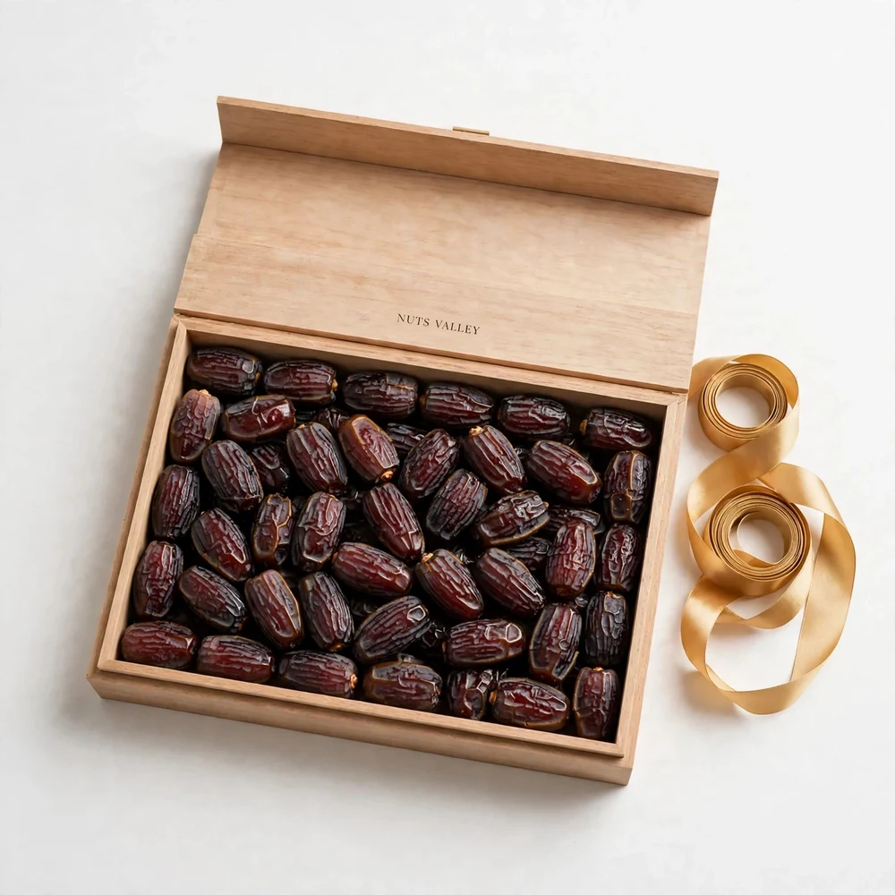 Mazafati Date Box Iranian Dates